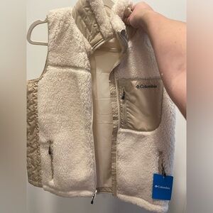 Columbia Teddy Vest